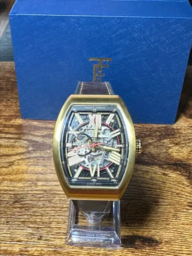 #190 Thomas Earnshaw Automatic 45mm Retail $710