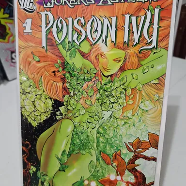 Joker's Asylum: Poison Ivy #1