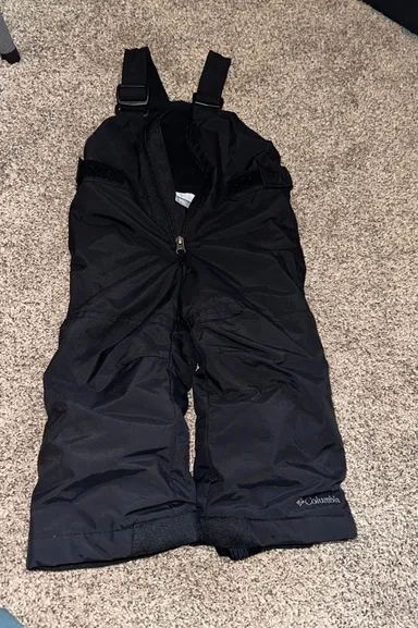 Columbia snowsuit sz 2T