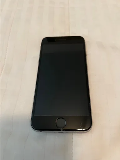 2014 iPhone 616gb Silver