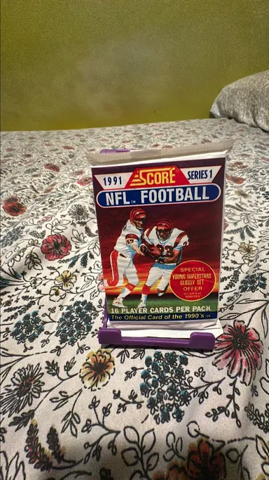 Score NFL 1991 Series 1 Football