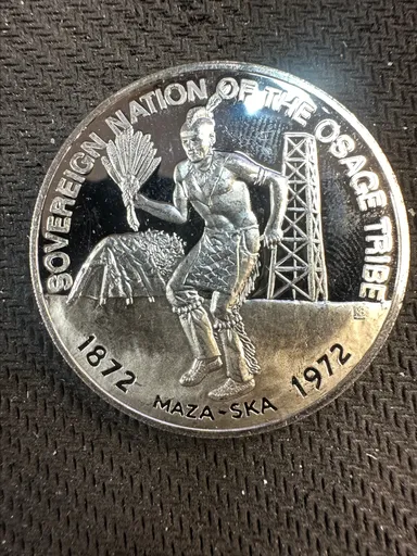 1972 Vintage - Sovereign Nation of the Osage Tribe 25.6 Gram .999 Fine Silver Round in capsule