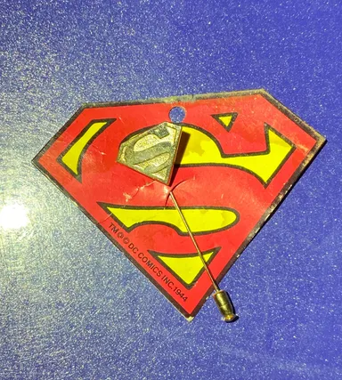 SUPERMAN Lapel Tie Stick Pin DC comics 1977