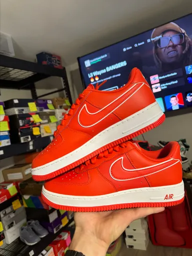 Nike Air Force 1 07 Picante Red White. Size 8.5 m (10 w). Po. Og all