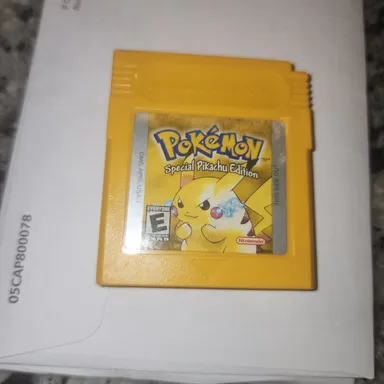 Pokemon Yellow Version. Authentic (Game Boy)