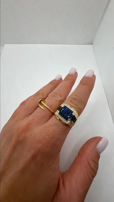 Men's diamond & sapphire ring