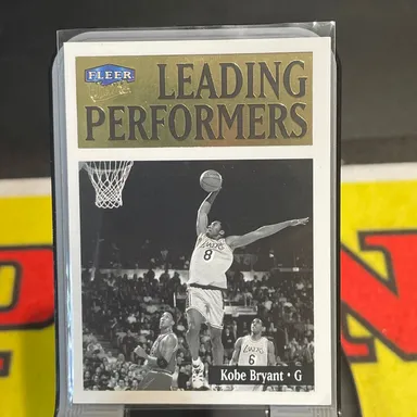 Kobe Bryant Leading Performers Booklet Fleer Ultra 1998