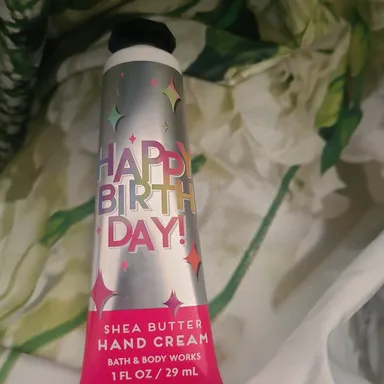 Bath & Body Works Handcream - Happy Birthday!, Travel size