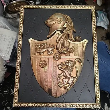 Syroco Wall Art Plaque Featuring Knights Shield And Helmet
