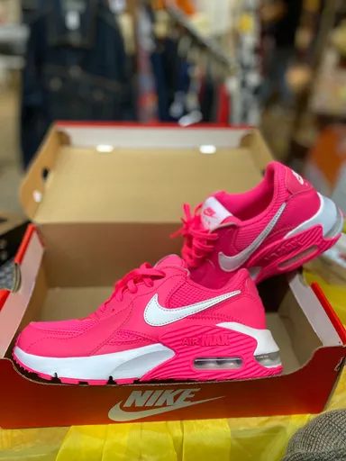 Nike Ladies Hot Pink Air Max-Sz 7