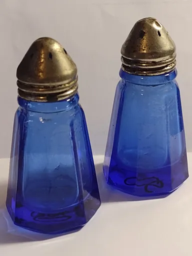 Vintage Cobalt Blue Glass Slat & Pepper Shakers Old Time Spice Holders