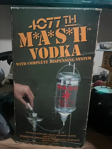 M*A*S*H vodka set