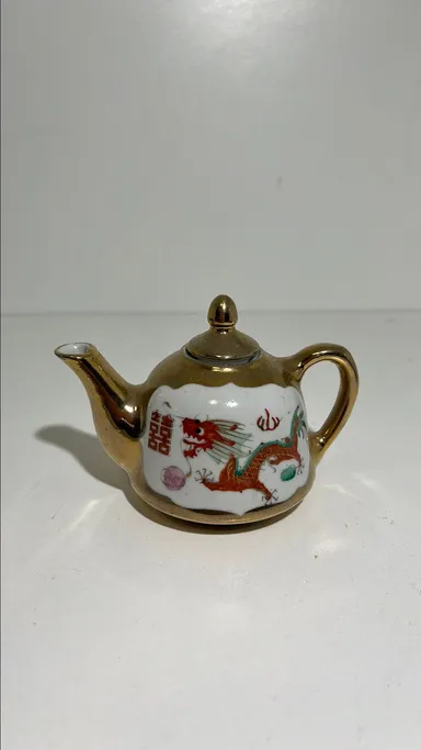 Mini tea pot
