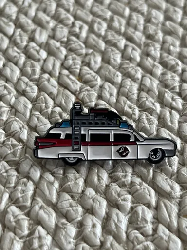 Ghostbusters Ecto 1 pin