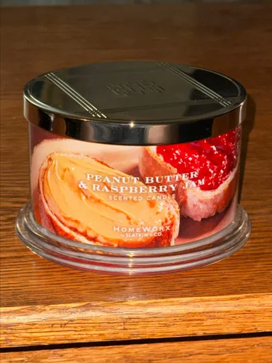 HomeWorx by Slatkin & Co. Peanut Butter & Raspberry Jam 4 Wick Candle
