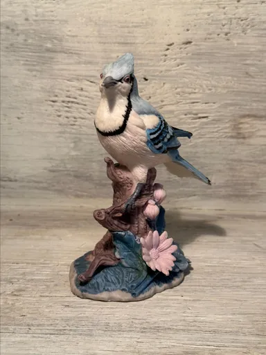 "Bluebird of Happiness" neat vintage figurine