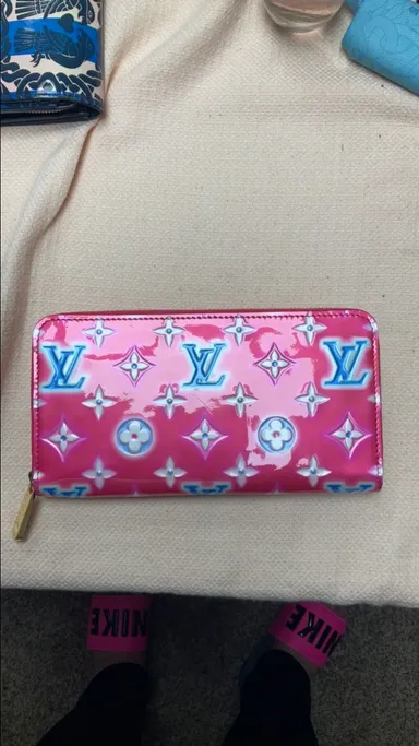 LV Valentine Zippy Wallet