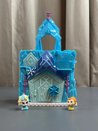 Disney - Frozen - Elsa's Ice Rink Doorables Playset w/ Anna & Elsa (S1 - Playsets)