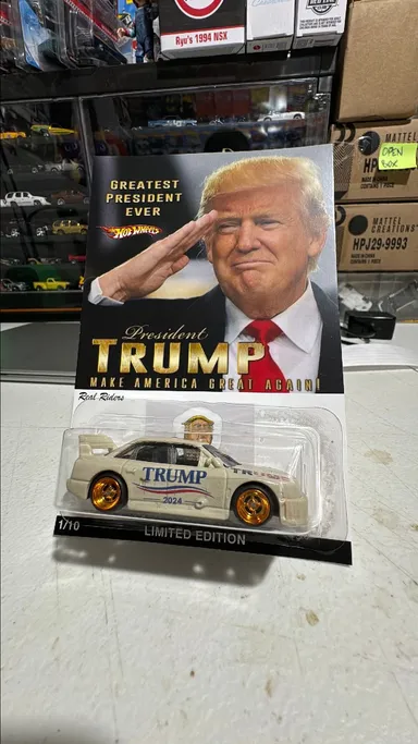 Donald trump custom