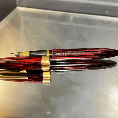 Vintage Sheaffer ‘Lifetime 79’ Fountain Pen with 14k Gold Nib in Iridescent Red & Gold Trim