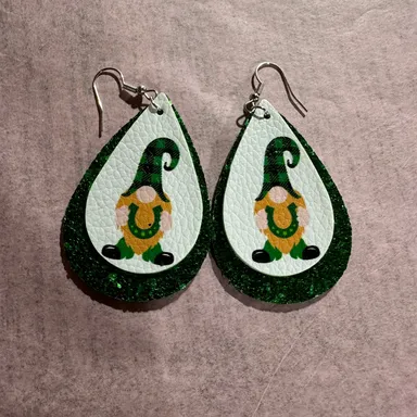 Women’s St. Patrick’s Day Gnome Green Glittle Dangle Earrings