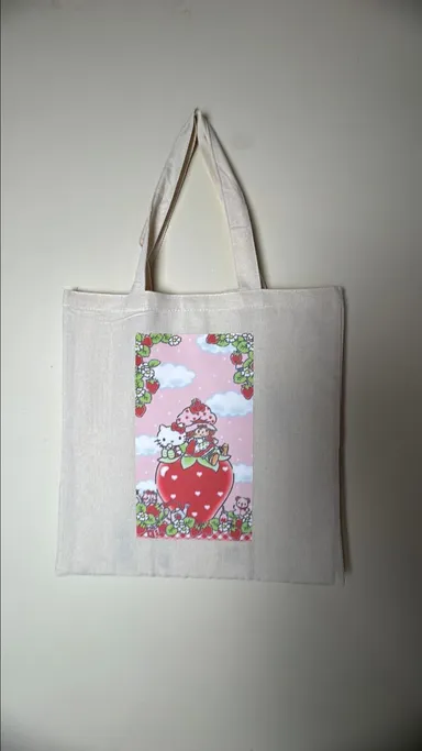 Hello Kitty & Strawberrry Shortcake Beige tote bag