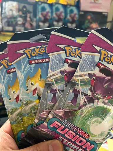 PKM - Fusion Strike Blister Pack