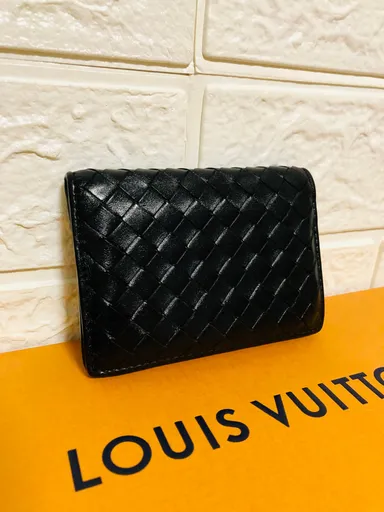 Preloved Bottega Veneta Black Bi-Fold Cardholder