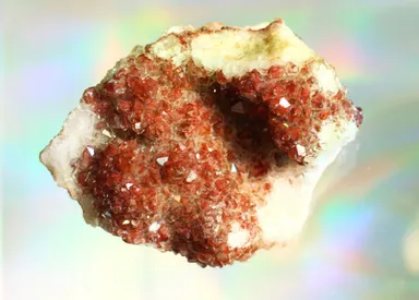 Red quartz raw