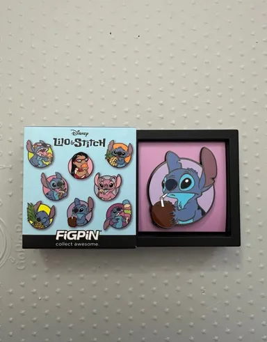 FigPiN Mystery Disney Lilo & Stitch Series 1 Stitch Coconut Pin