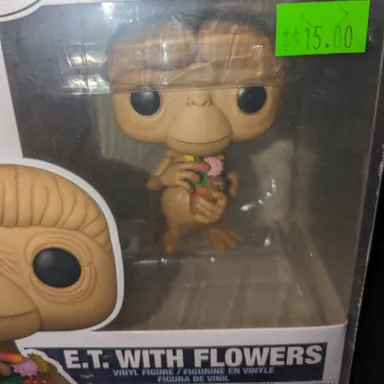 ET with flowers