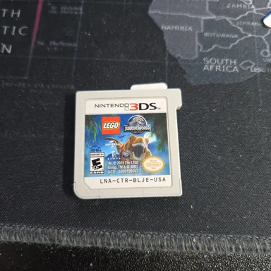 Nintendo 3ds Lego Jurassic world, loose