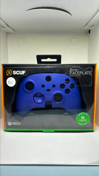 S-Scuf X-box controller shell in Blue (opened)