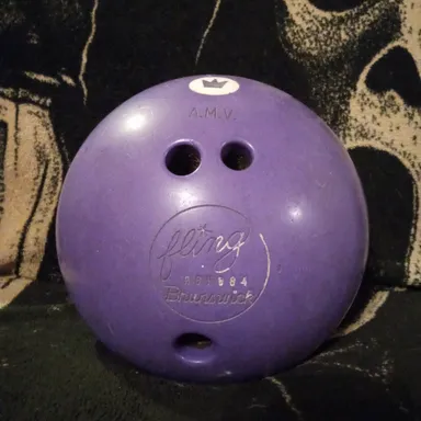 Vintage 1970's Brunswick Fling 10 lb Purple Bowling Ball