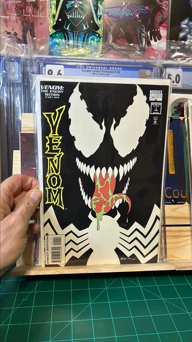 1994 Venom #1 Glow In The Dark Cover Key Book