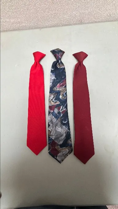 Set of 3 ties