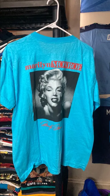 Marilyn Monroe Vintage Puff Print Shirt