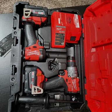 Milwaukee M18 Fuel hammer drill and impact kit