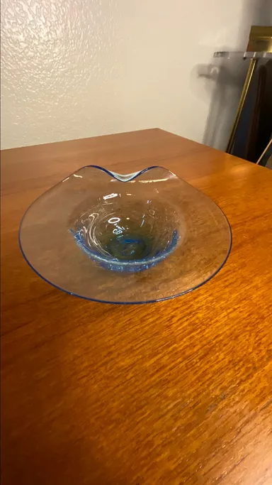 Light blue crackle glass bowl