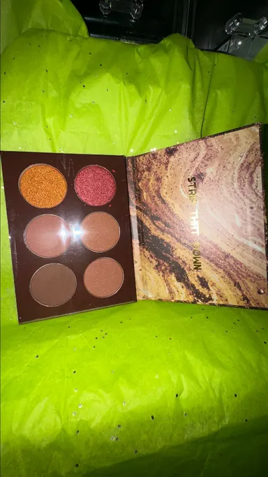 in the buff~ Medium to Deep ~ All in one face palette