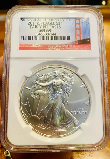 2011 (S) Eagle S$1 Early Releases MS 69