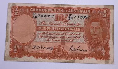 1939-1952 Australia 10 Shillings & 1/2 Pound P-23d Banknote