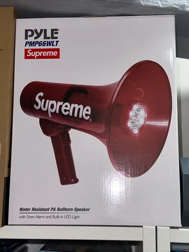 Supreme Pyle Megaphone
