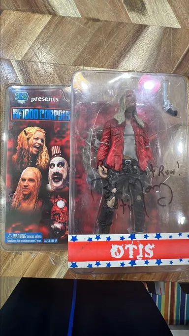 P.100 San Diego Comic Con Exclusive- Bill Moseley limited number variant signed!