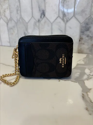 NWT Coach Thick ID Card Case with Chain
