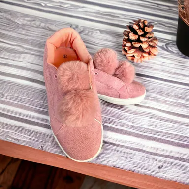 Pink PomPom Sneaker.  Super Cute!