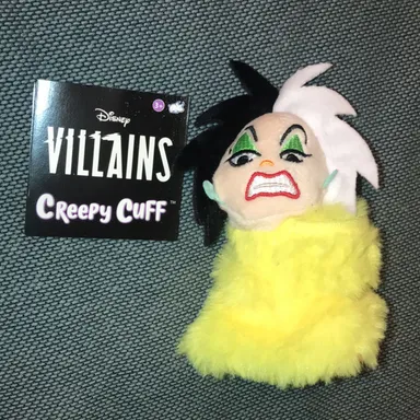 Villains Creepy Cuff Cruella