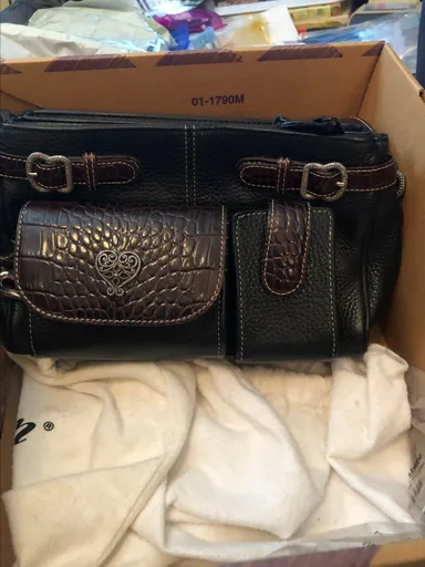 B001 Brighton Leather Crossbody Handbag, Box, Cover
