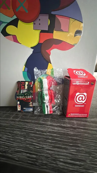 Series 21 Mexico flag sealed with box and card