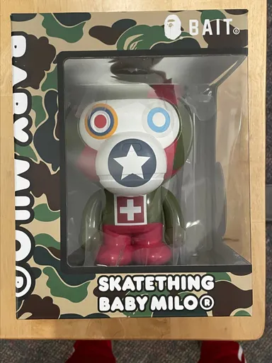 BAPE Bait Exclusive Baby Milo Skatething